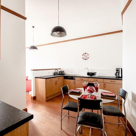 אברדין City Centre Orange Apartments Bastille מראה חיצוני תמונה